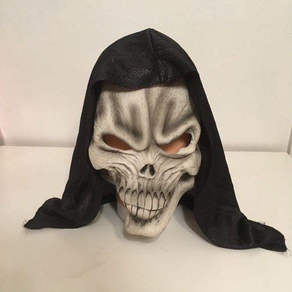 Creeper Halloween Costume - Picture 5 of 6